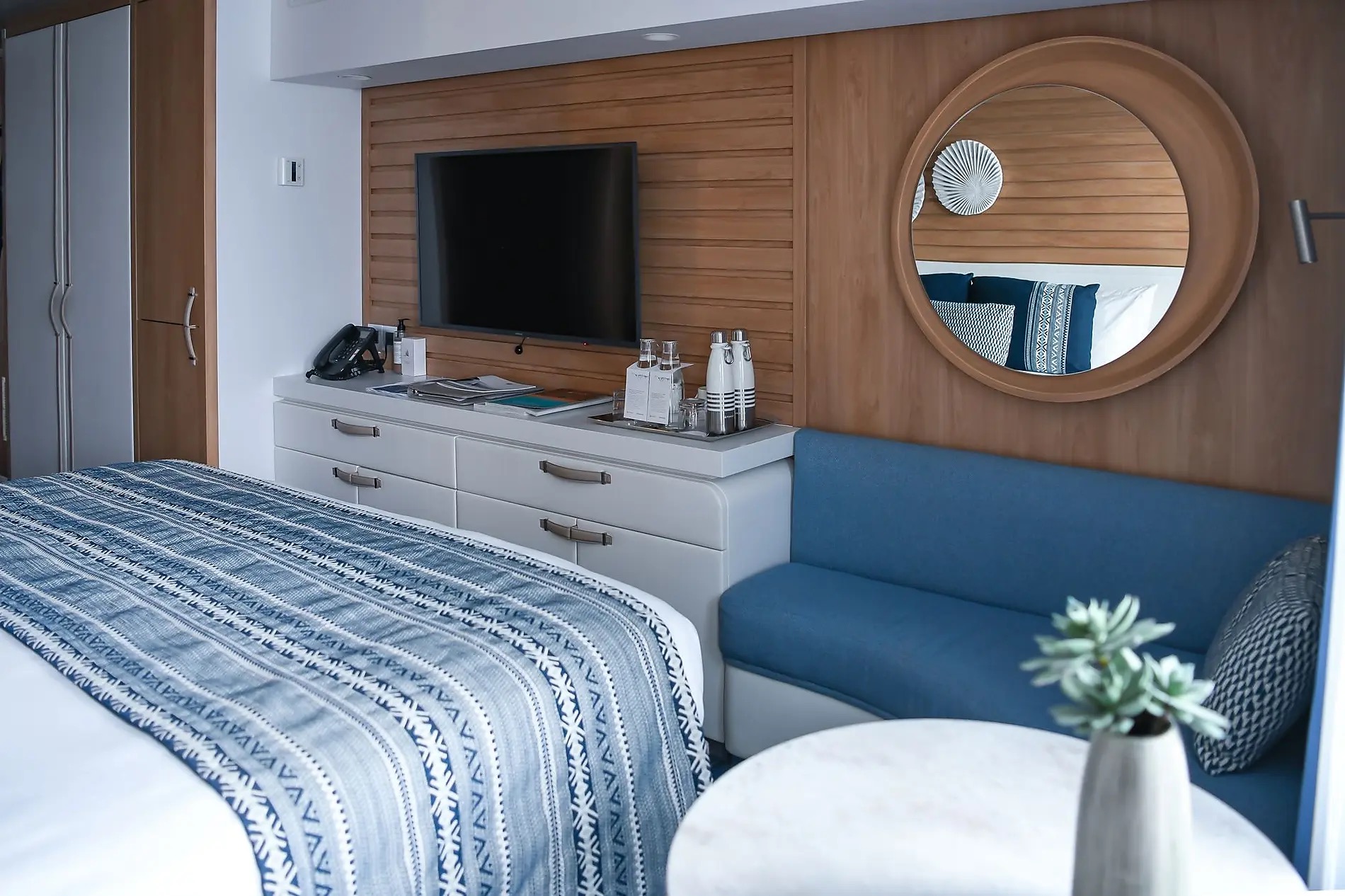 Deluxe Stateroom